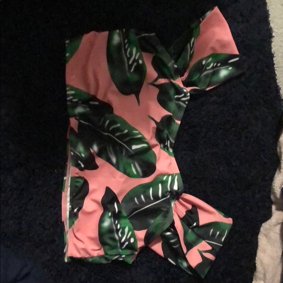 Bikini top only - Picture 1 of 4